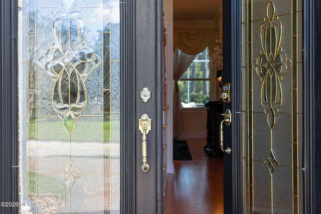 8135 WEKIVA Way, Jacksonville, FL 32256