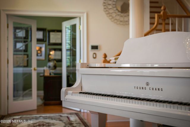 8135 WEKIVA Way, Jacksonville, FL 32256