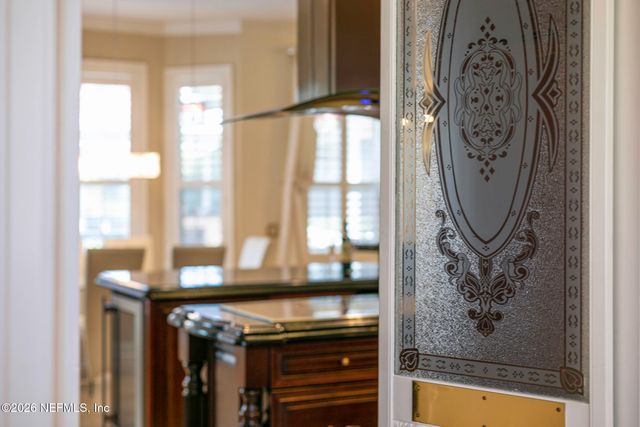 8135 WEKIVA Way, Jacksonville, FL 32256