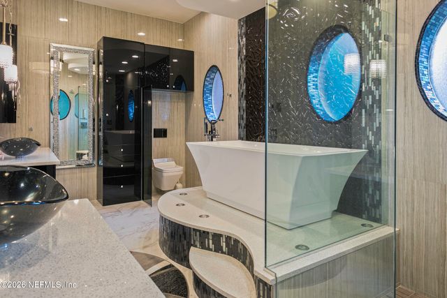 8135 WEKIVA Way, Jacksonville, FL 32256