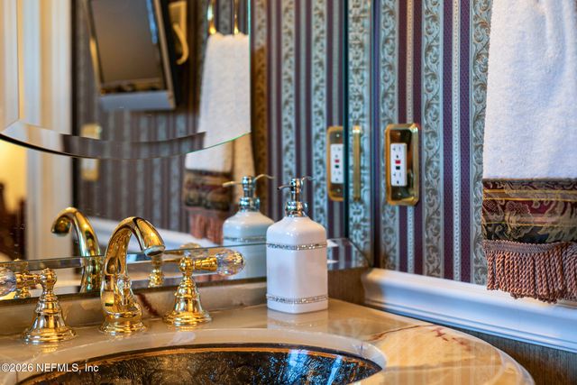 8135 WEKIVA Way, Jacksonville, FL 32256