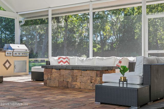 8135 WEKIVA Way, Jacksonville, FL 32256