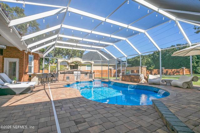 8135 WEKIVA Way, Jacksonville, FL 32256