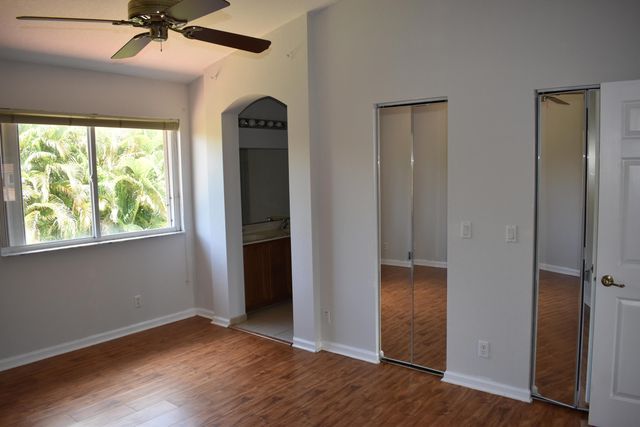 6097 United Street, West Palm Beach, FL 33411