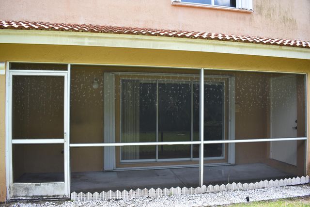 6097 United Street, West Palm Beach, FL 33411