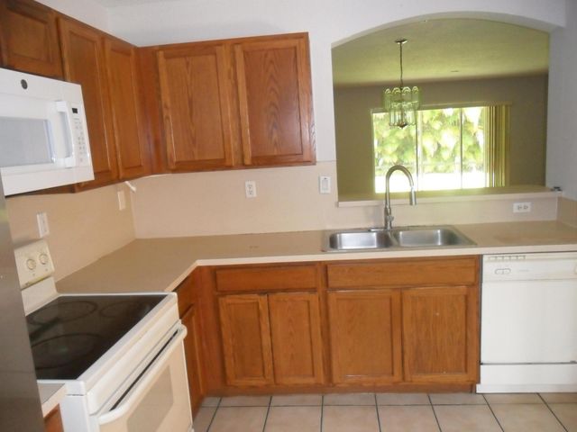6097 United Street, West Palm Beach, FL 33411