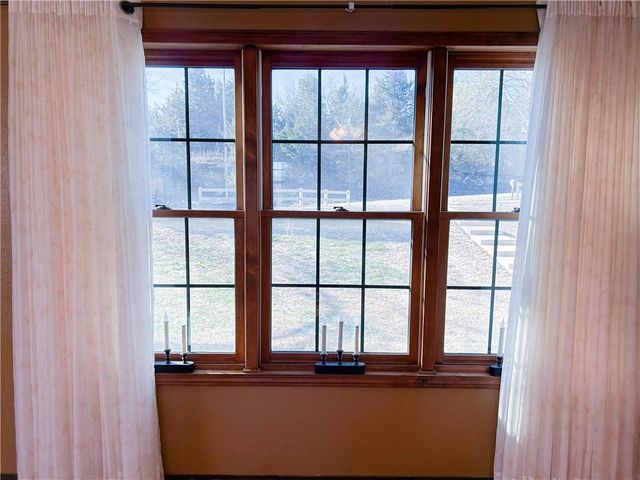 1045 Yale Road, Mapleton, KS 66754