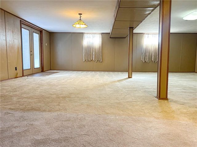 1045 Yale Road, Mapleton, KS 66754