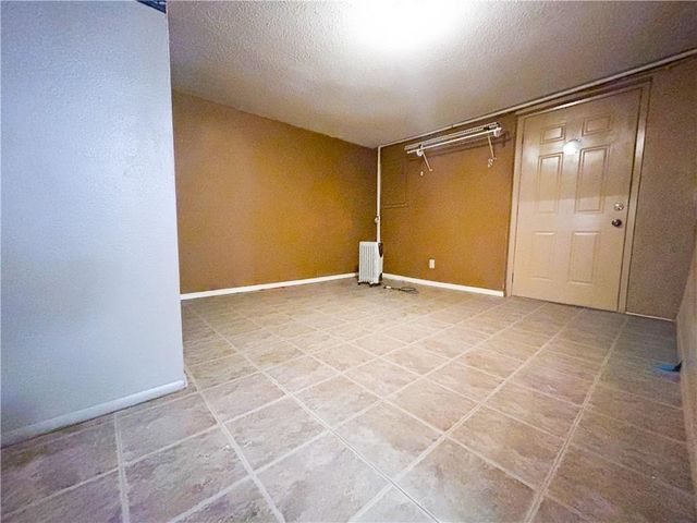 1045 Yale Road, Mapleton, KS 66754