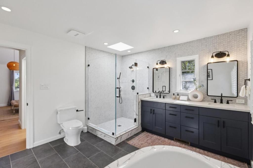 Image 25 of property listing at 6 Valencia Road, Orinda, CA 94563