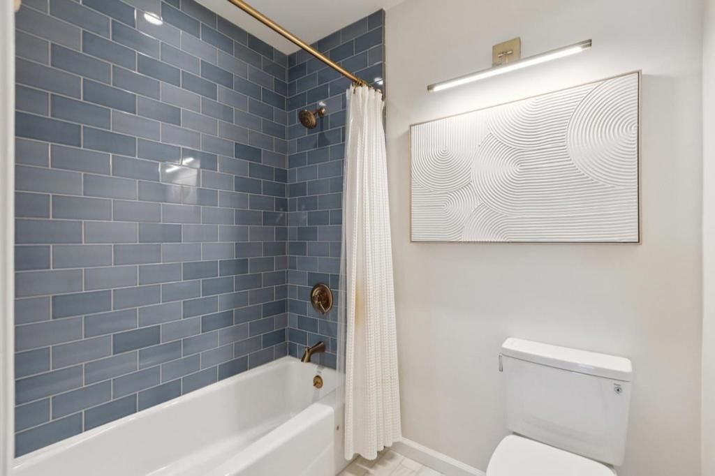 Image 37 of property listing at 6 Valencia Road, Orinda, CA 94563