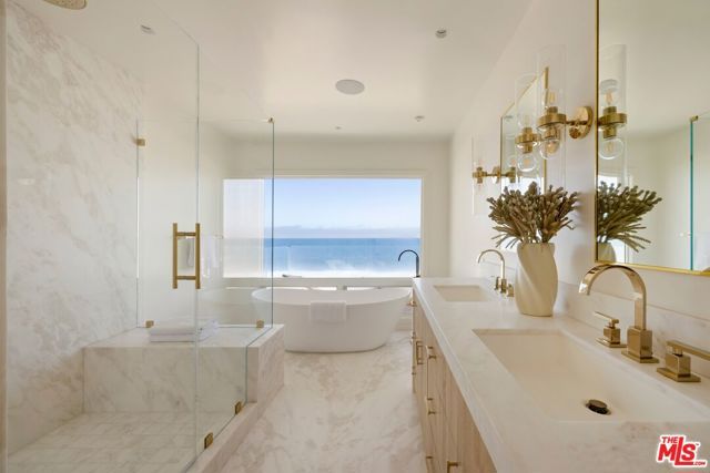 22440 Pacific Coast Highway, Malibu, CA 90265