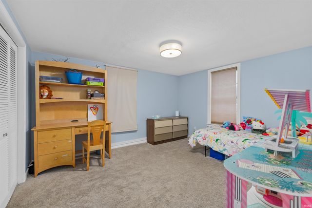 4633 Doenges Drive, Fort Wayne, IN 46815