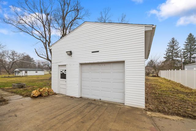 4633 Doenges Drive, Fort Wayne, IN 46815