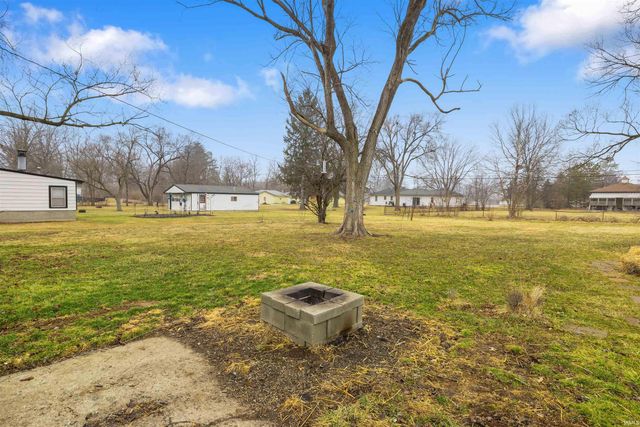 4633 Doenges Drive, Fort Wayne, IN 46815