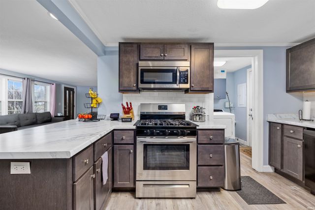 4633 Doenges Drive, Fort Wayne, IN 46815