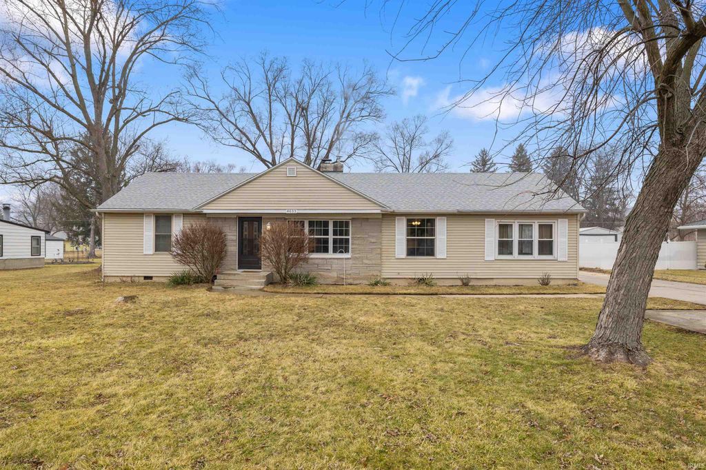 4633 Doenges Drive, Fort Wayne, IN 46815
