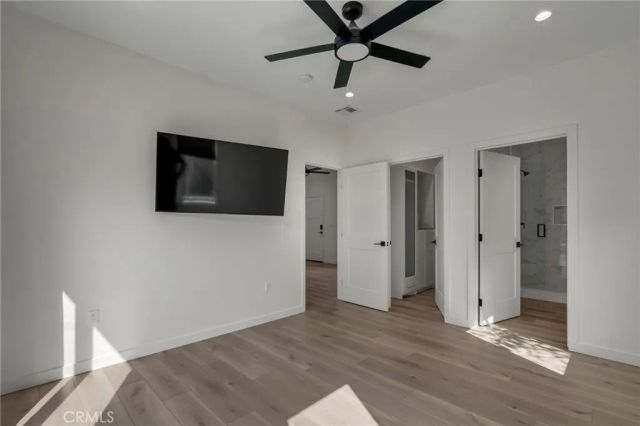 22434 Berdon St, Woodland Hills, CA 91367