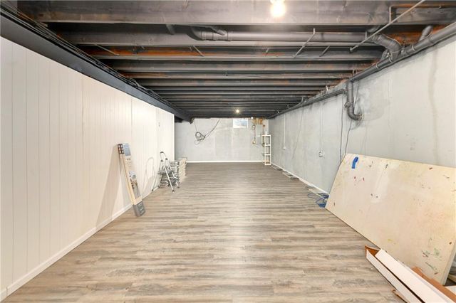 15609 Pebble Drive, Basehor, KS 66007