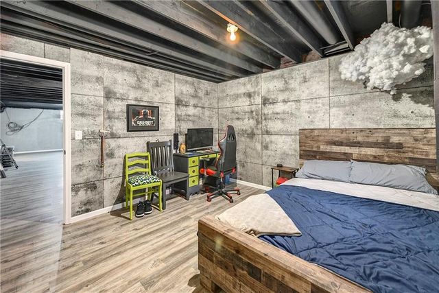 15609 Pebble Drive, Basehor, KS 66007