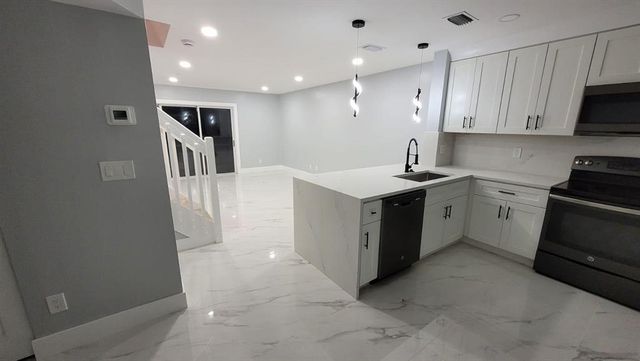20873 NW 3RD Lane, Pembroke Pines, FL 33029