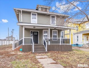 1215 N 5TH Street, Springfield, IL 62702