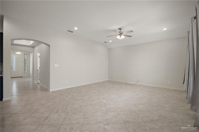 5709 Escondido Pass, Mcallen, TX 78504