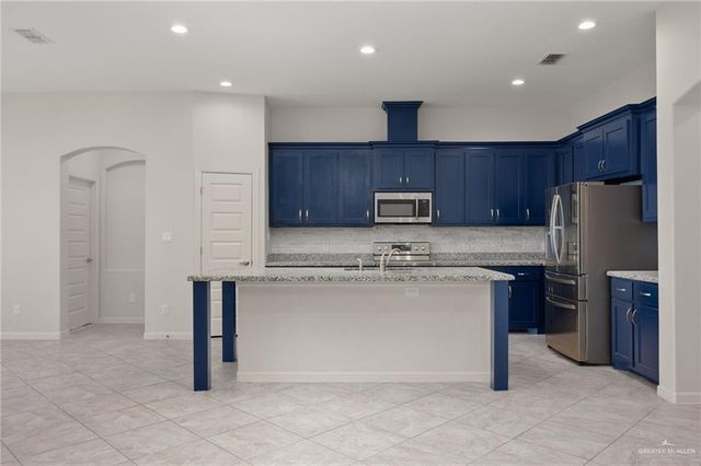 5709 Escondido Pass, Mcallen, TX 78504