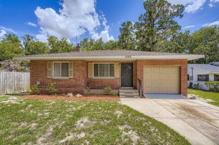 1205 DELEON AVENUE, Leesburg, FL 34748