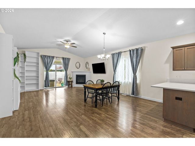 465 5TH St, Gervais, OR 97026