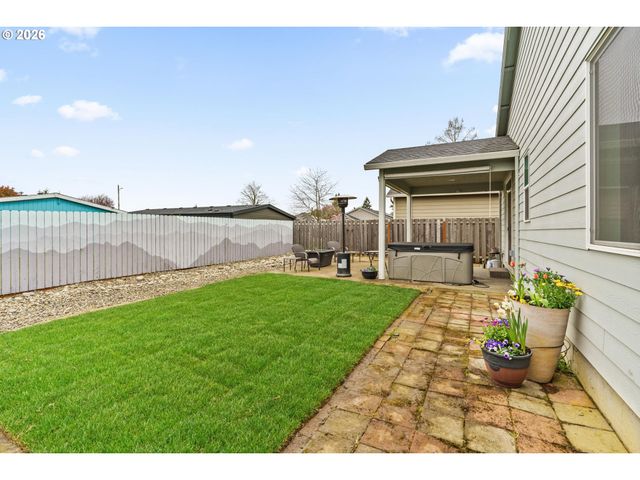 465 5TH St, Gervais, OR 97026