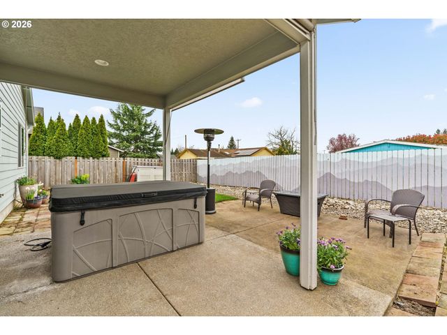 465 5TH St, Gervais, OR 97026