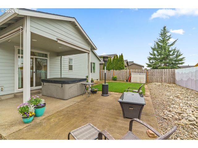 465 5TH St, Gervais, OR 97026