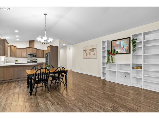 465 5TH St, Gervais, OR 97026