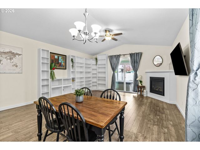 465 5TH St, Gervais, OR 97026