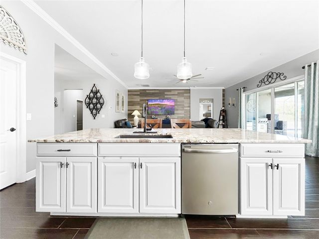 11622 LAKE LUCAYA DRIVE, Riverview, FL 33579