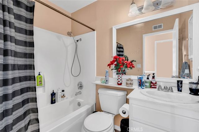 25790 Parada, Valencia, CA 91355