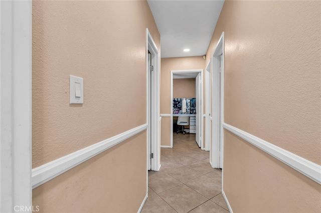 25790 Parada, Valencia, CA 91355