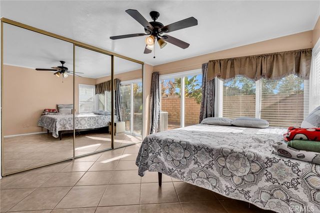 25790 Parada, Valencia, CA 91355