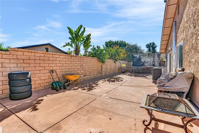 25790 Parada, Valencia, CA 91355
