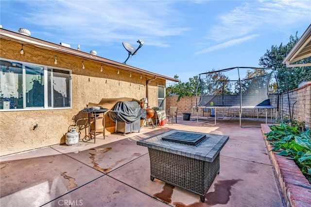 25790 Parada, Valencia, CA 91355