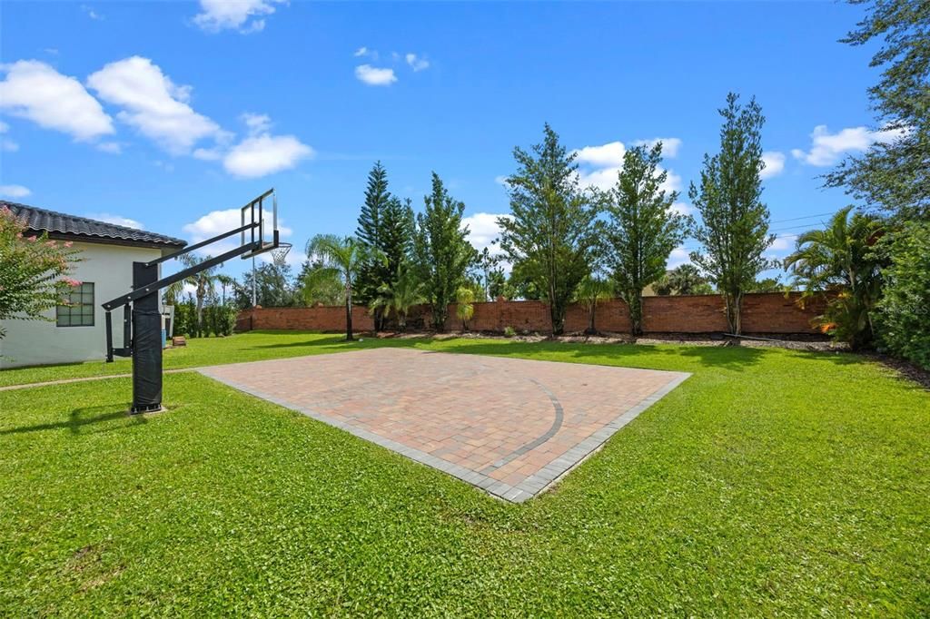 Image 57 of property listing at 3363 LUKAS COVE, Orlando, FL 32820