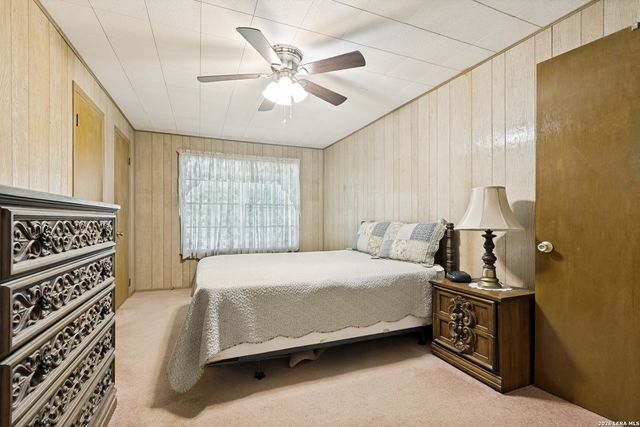 1823 McCauley, San Antonio, TX 78224