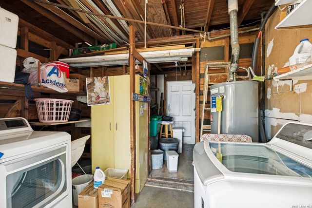 1823 McCauley, San Antonio, TX 78224
