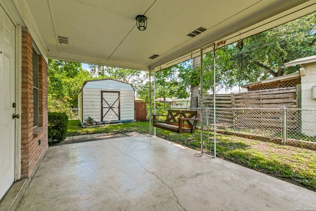 1823 McCauley, San Antonio, TX 78224