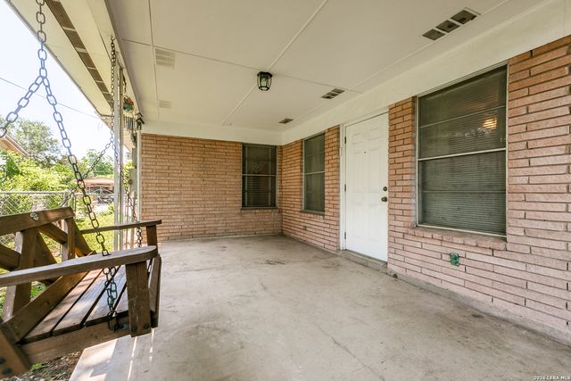 1823 McCauley, San Antonio, TX 78224