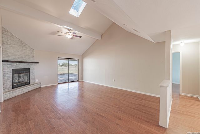 491 State Highway 97, Floresville, TX 78114