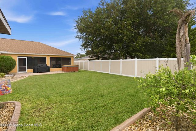 3015 Hackensack Avenue SE, Palm Bay, FL 32909