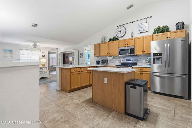 3015 Hackensack Avenue SE, Palm Bay, FL 32909