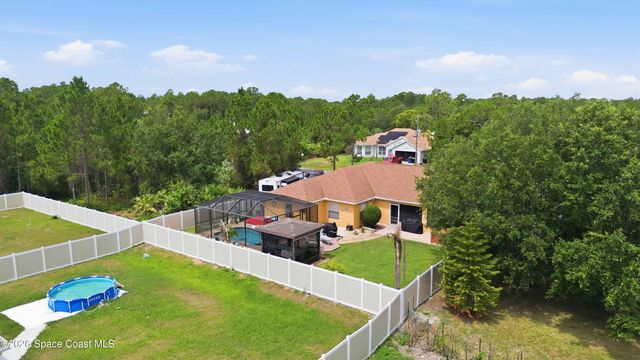 3015 Hackensack Avenue SE, Palm Bay, FL 32909